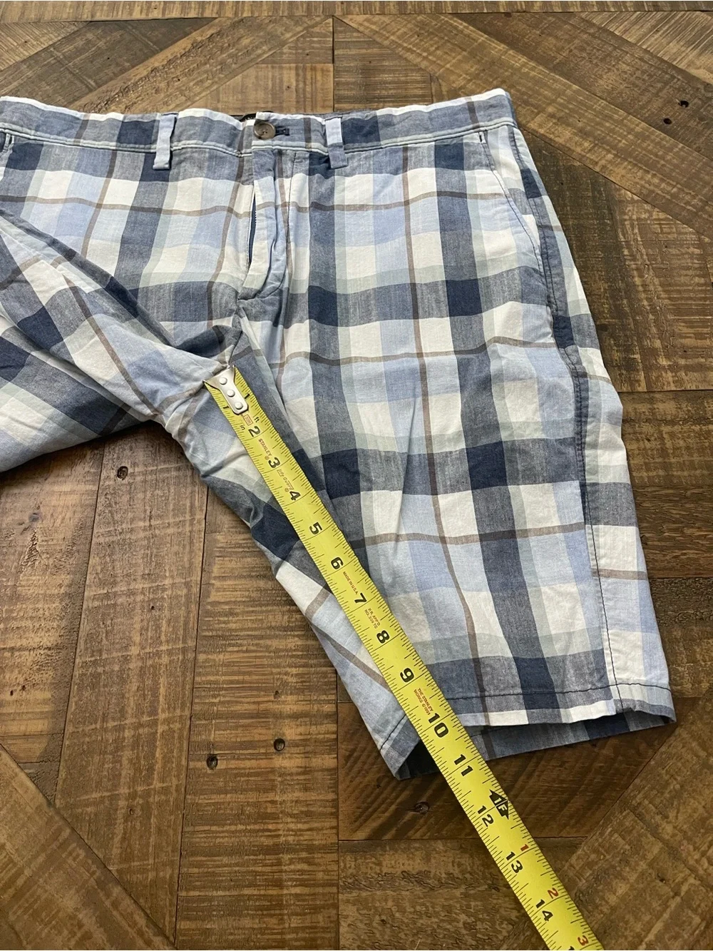 Banana Republic Aiden Shorts Men's Size 34 Blue Plaid Flat Front Chino Casual